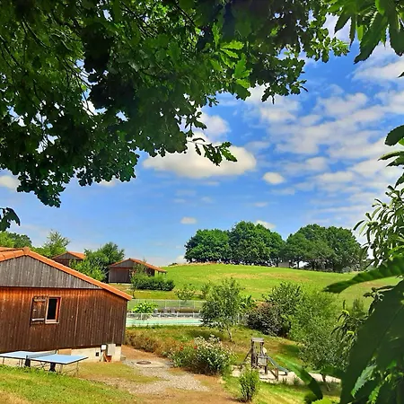 木屋 Dans La Prairie